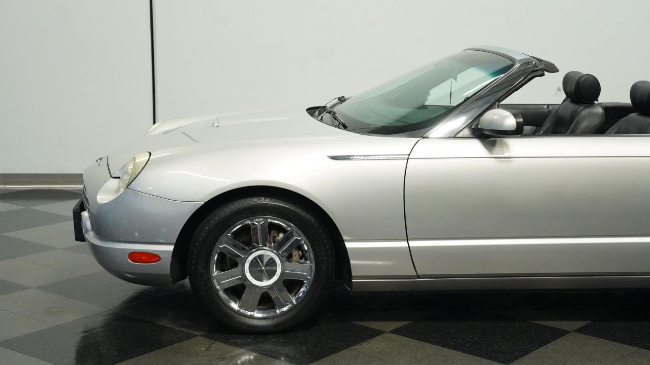 2005 Ford Thunderbird