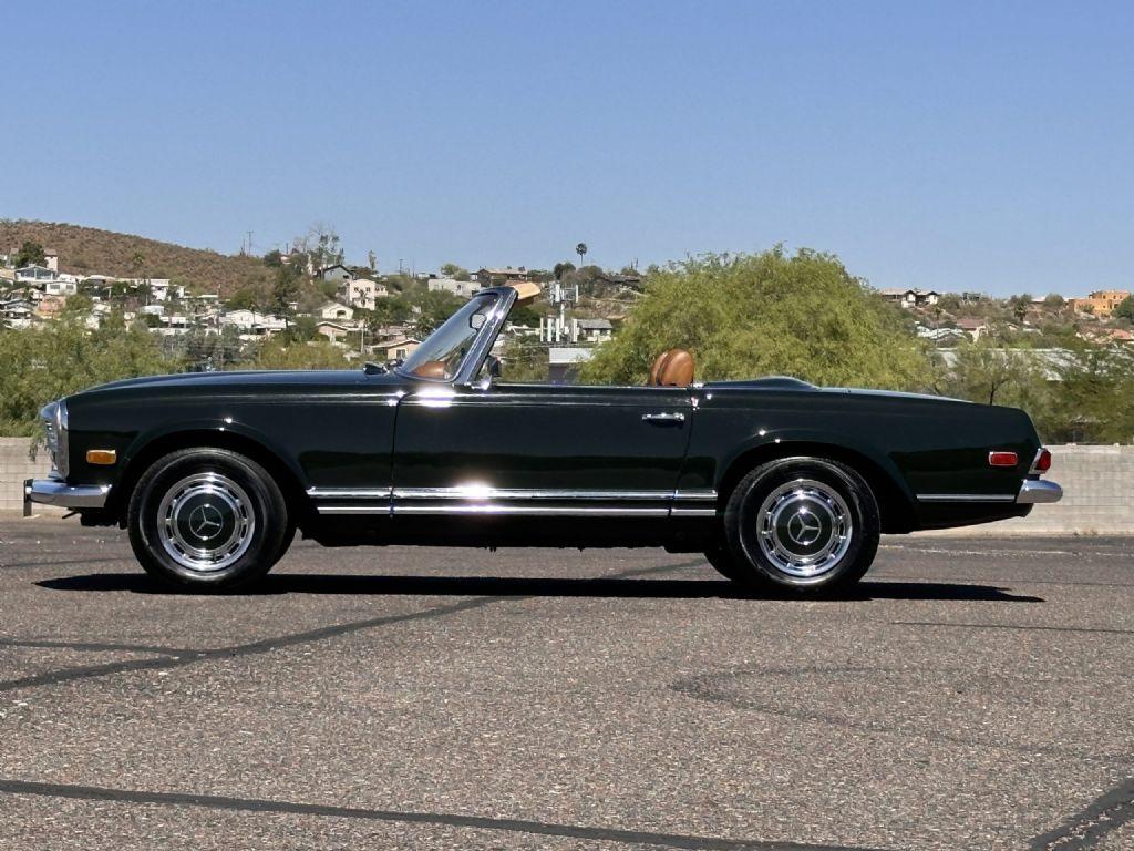 1969 Mercedes - Benz 280 SL Pagoda