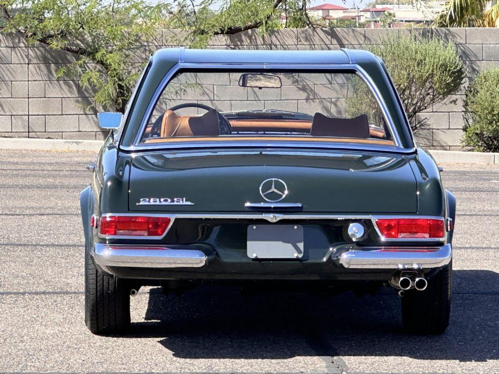 1969 Mercedes - Benz 280 SL Pagoda