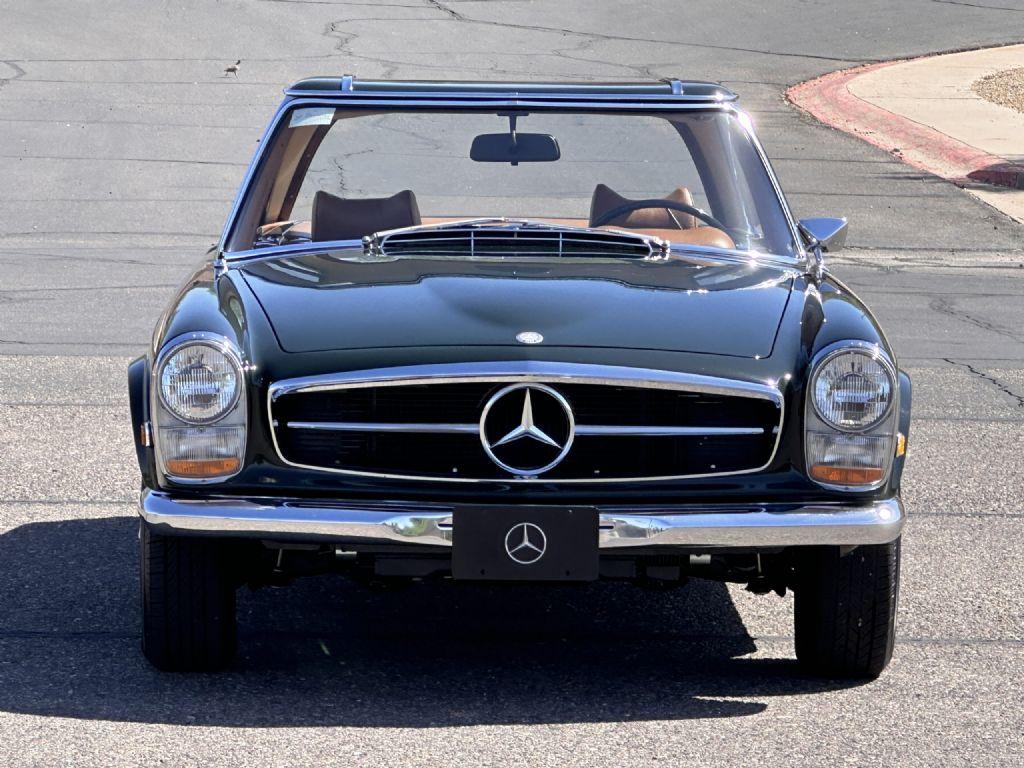 1969 Mercedes - Benz 280 SL Pagoda