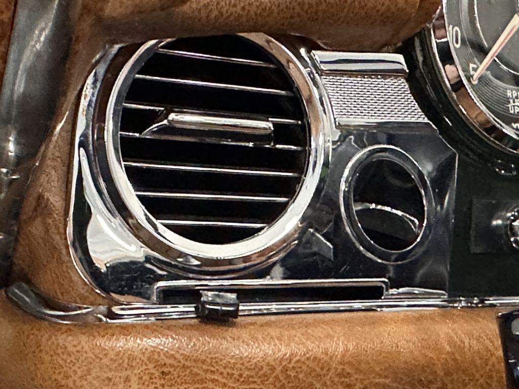 1969 Mercedes - Benz 280 SL Pagoda