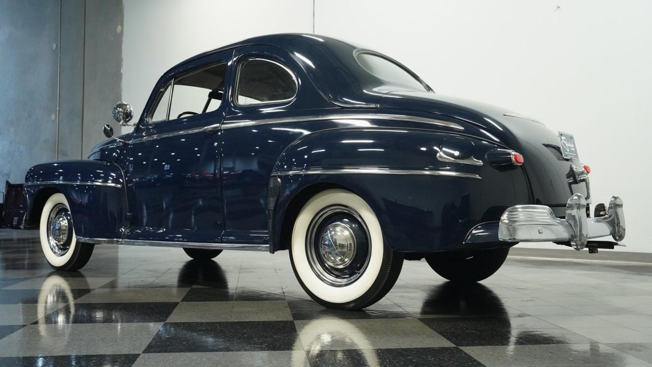 1947 Ford Super Deluxe Coupe