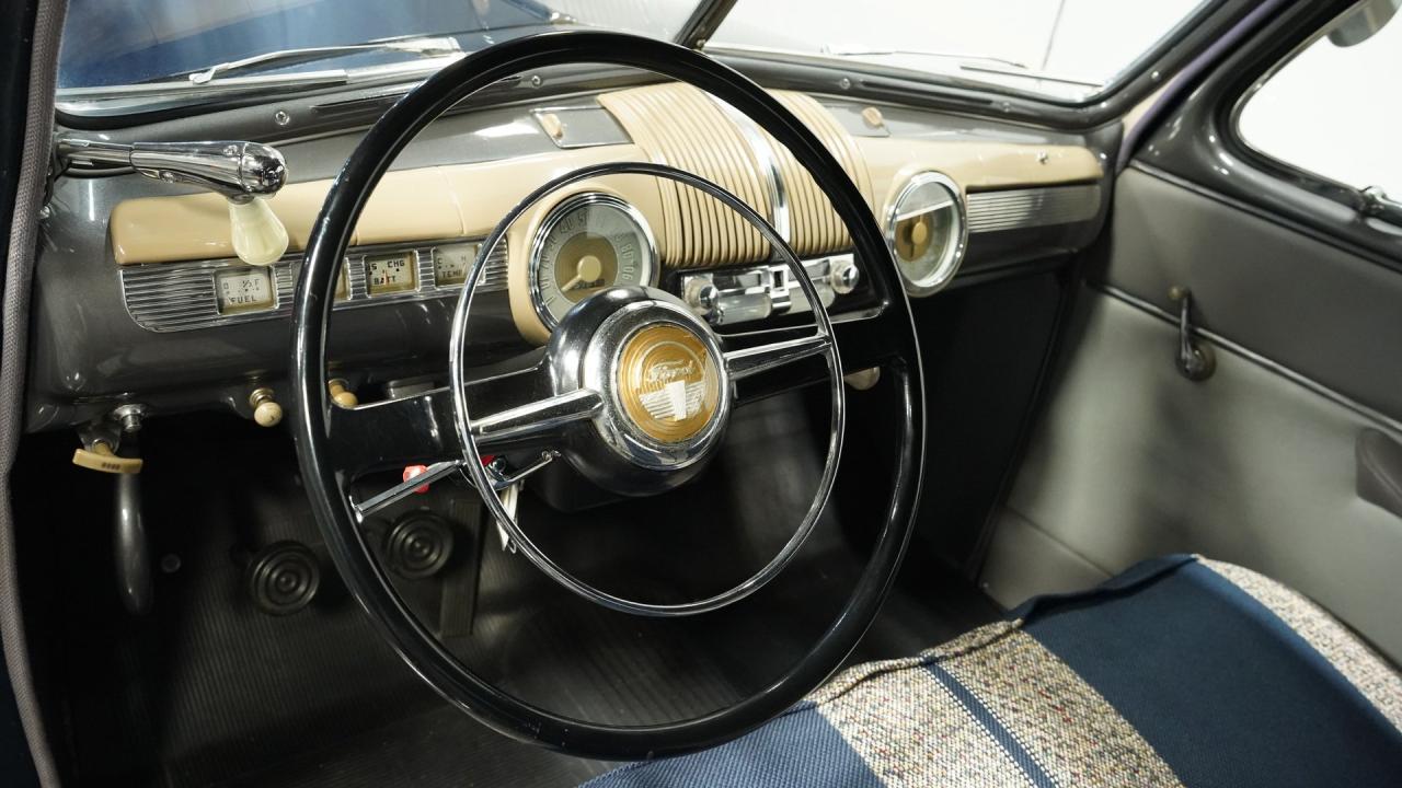 1947 Ford Super Deluxe Coupe