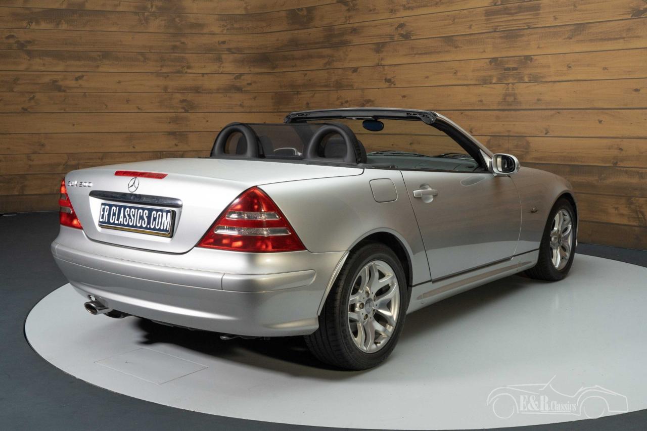 2003 Mercedes - Benz SLK 200