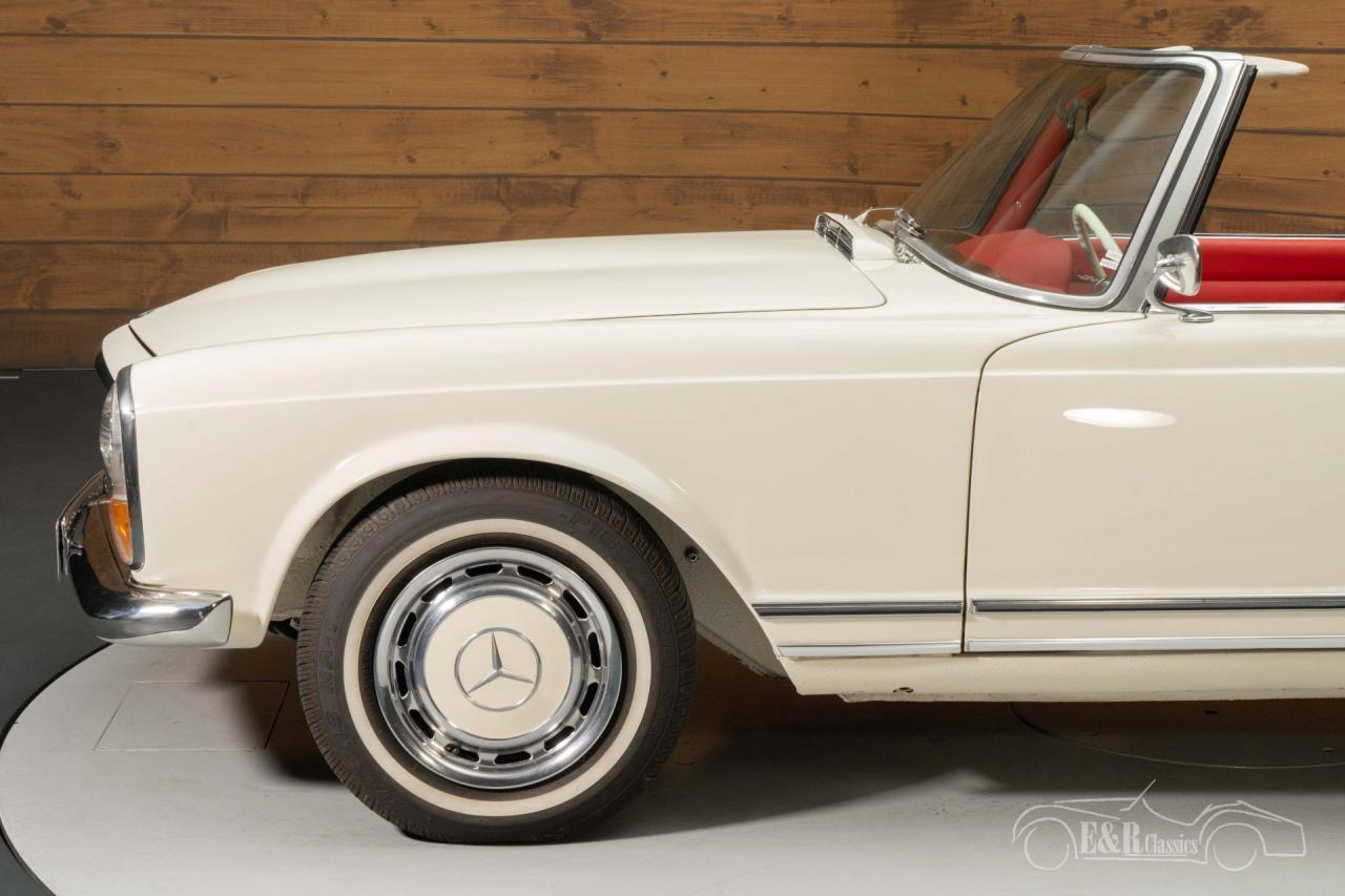 1966 Mercedes - Benz 230SL