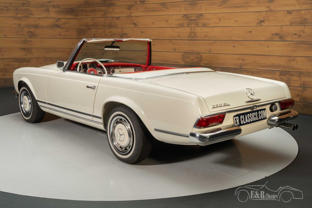 1966 Mercedes - Benz 230SL