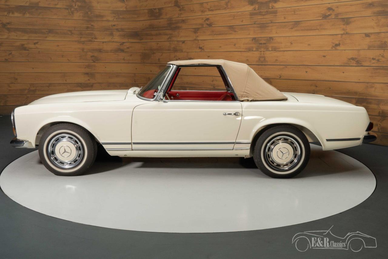 1966 Mercedes - Benz 230SL