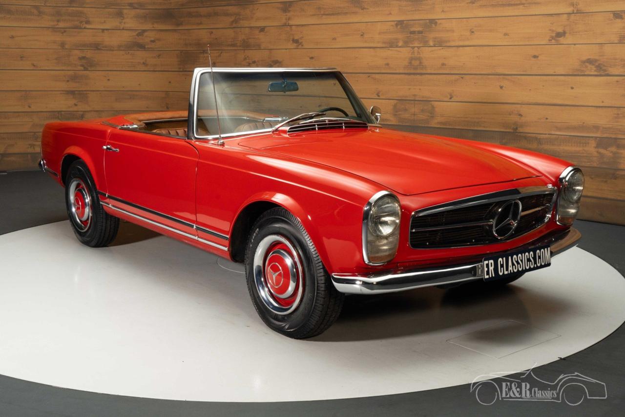 1967 Mercedes - Benz 230SL