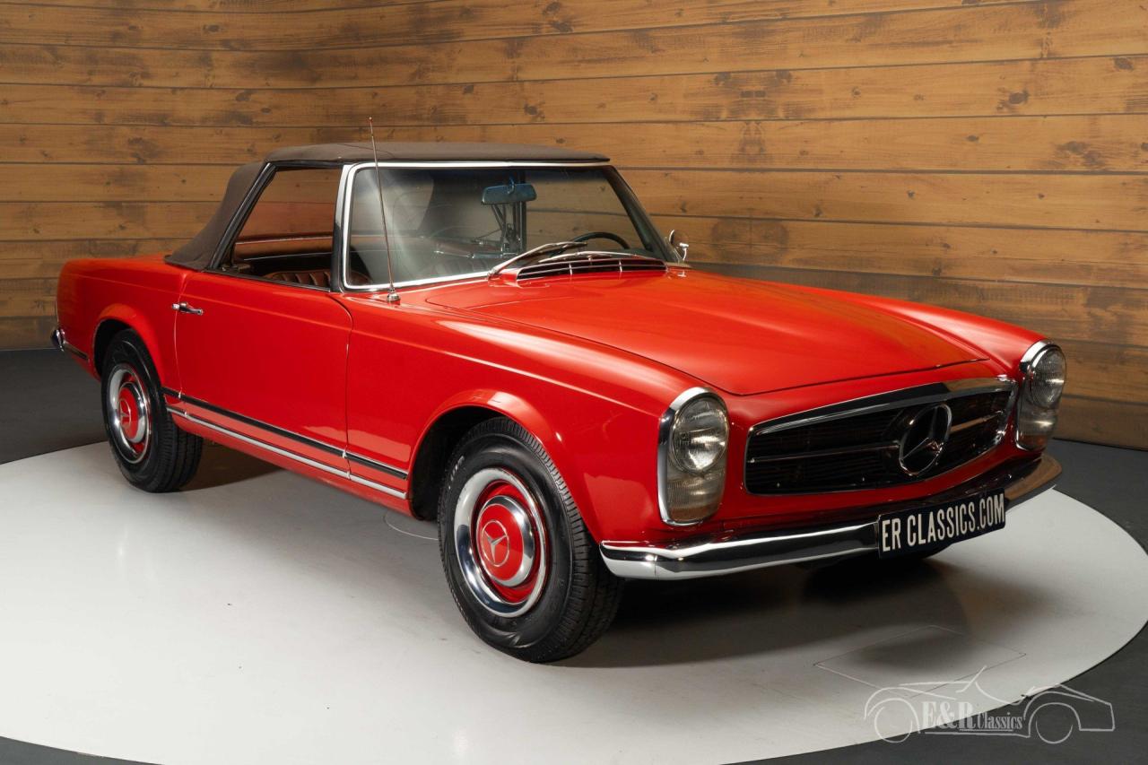 1967 Mercedes - Benz 230SL