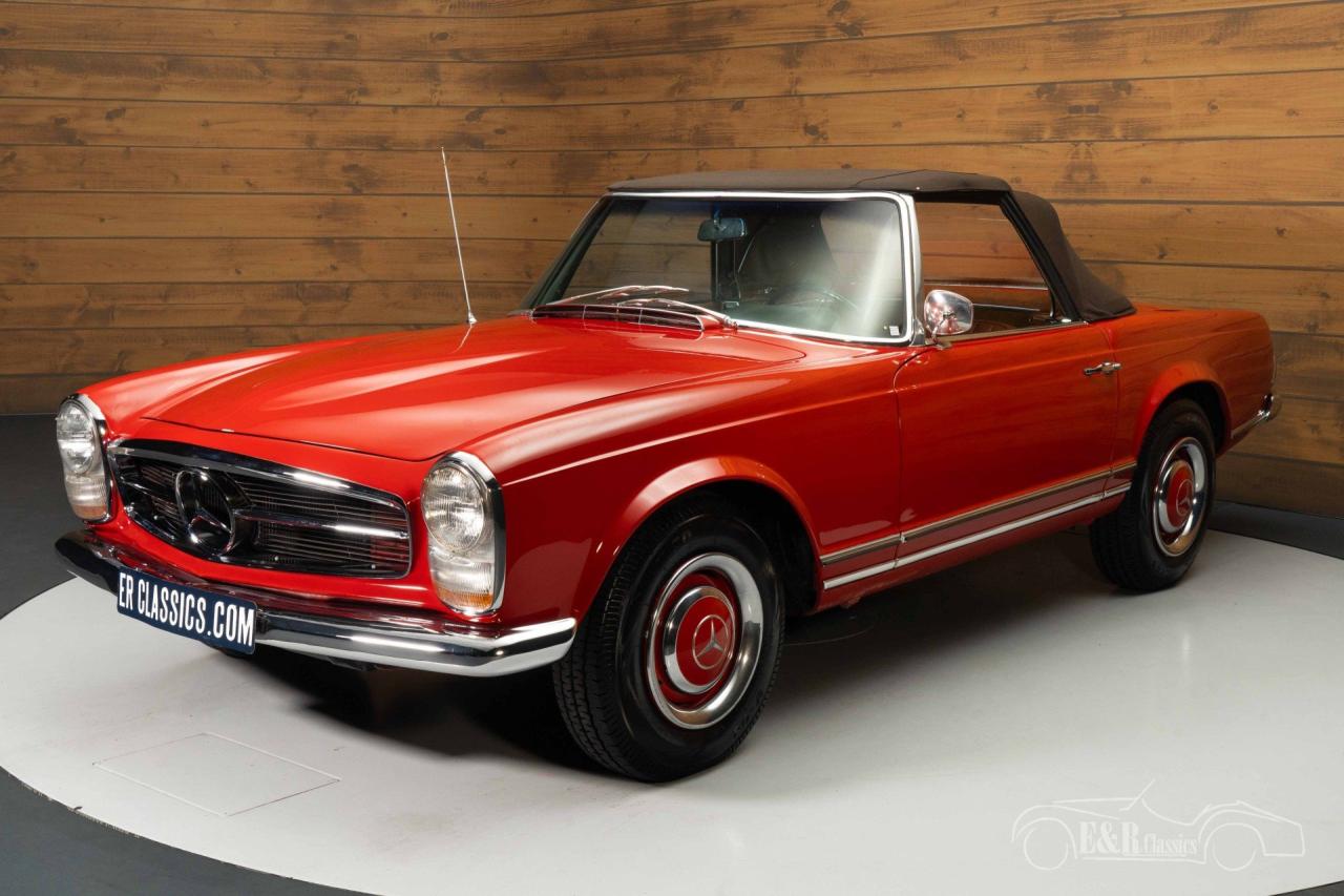 1967 Mercedes - Benz 230SL