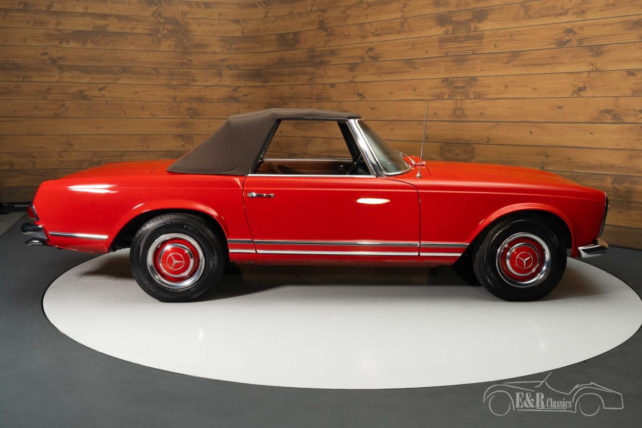 1967 Mercedes - Benz 230SL