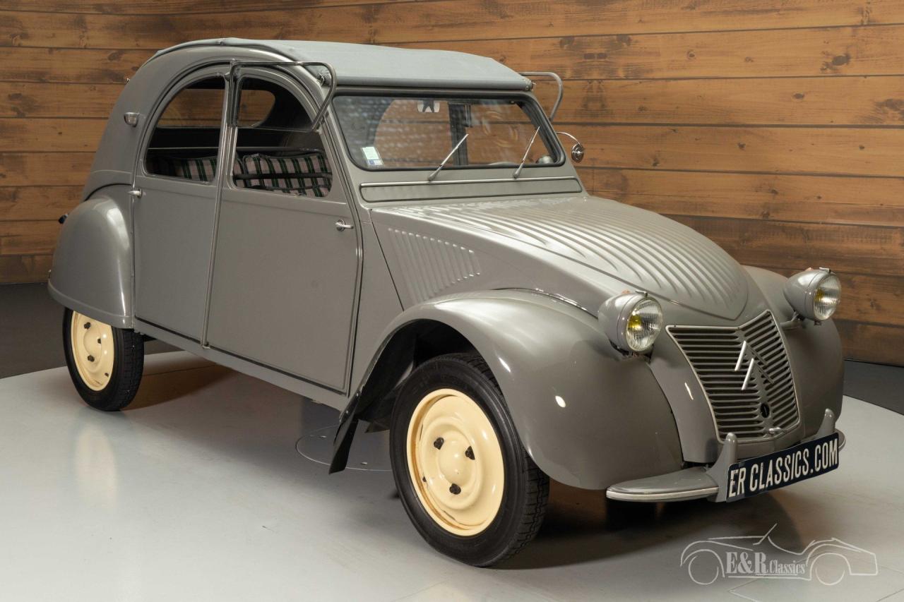 1953 Citro&euml;n 2CV