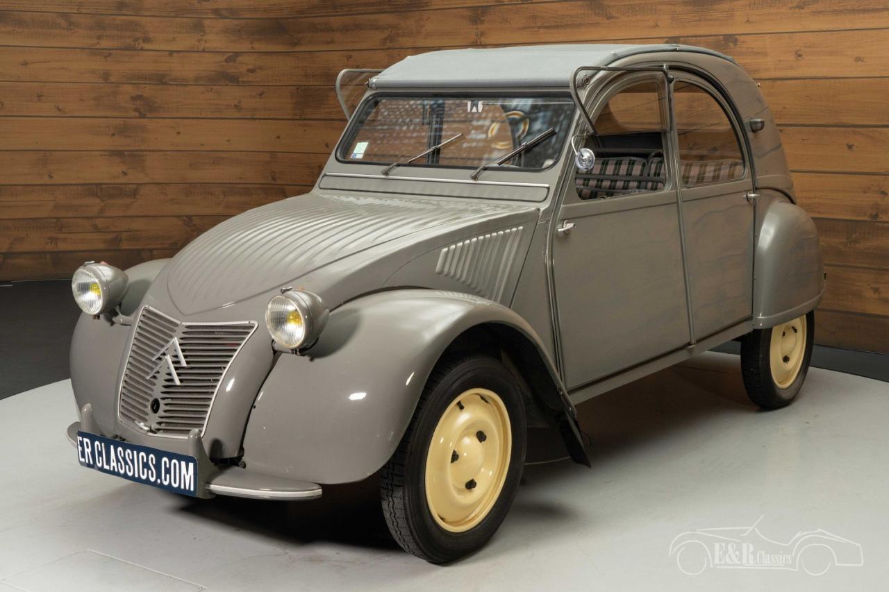 1953 Citro&euml;n 2CV