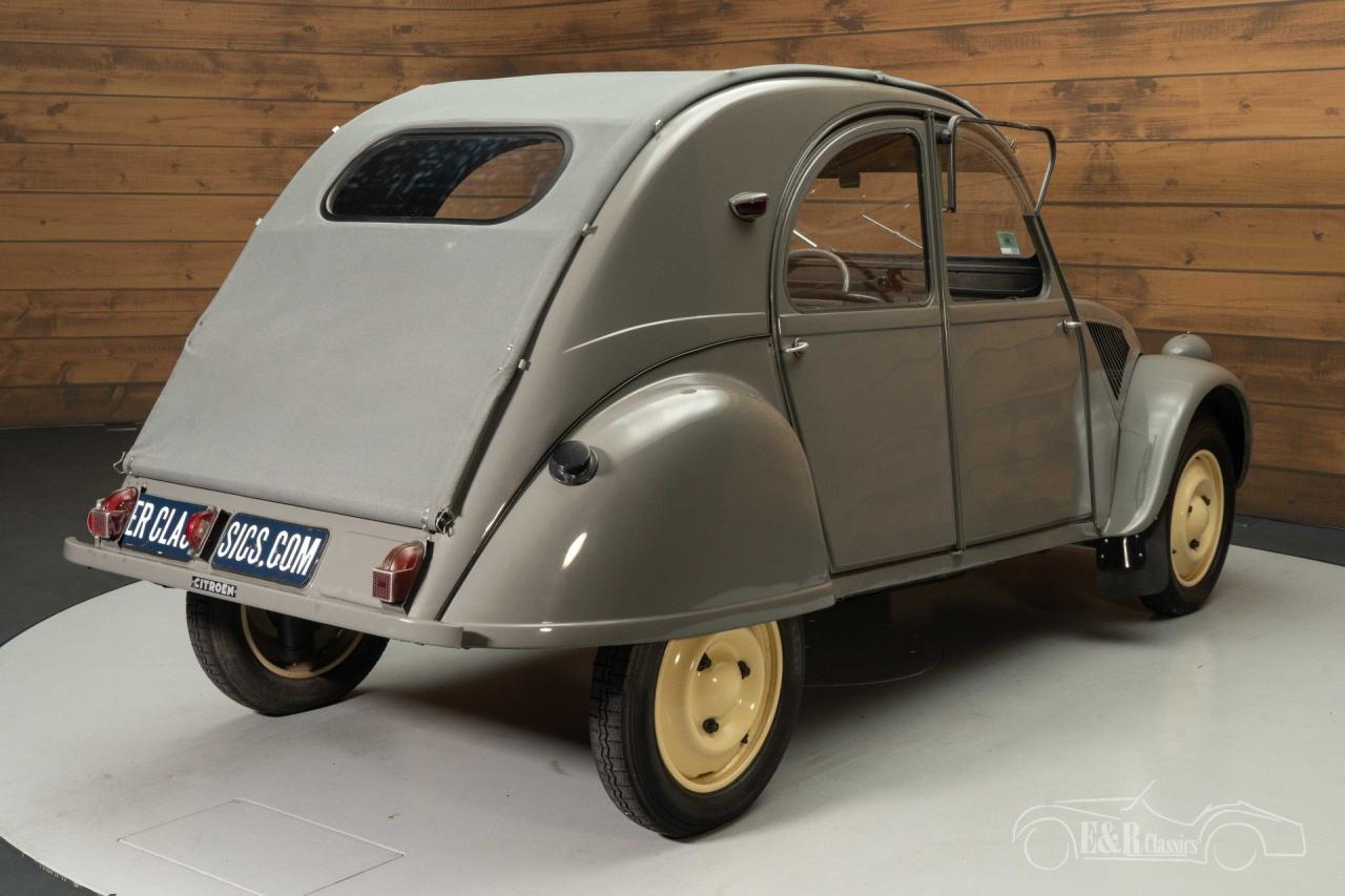 1953 Citro&euml;n 2CV