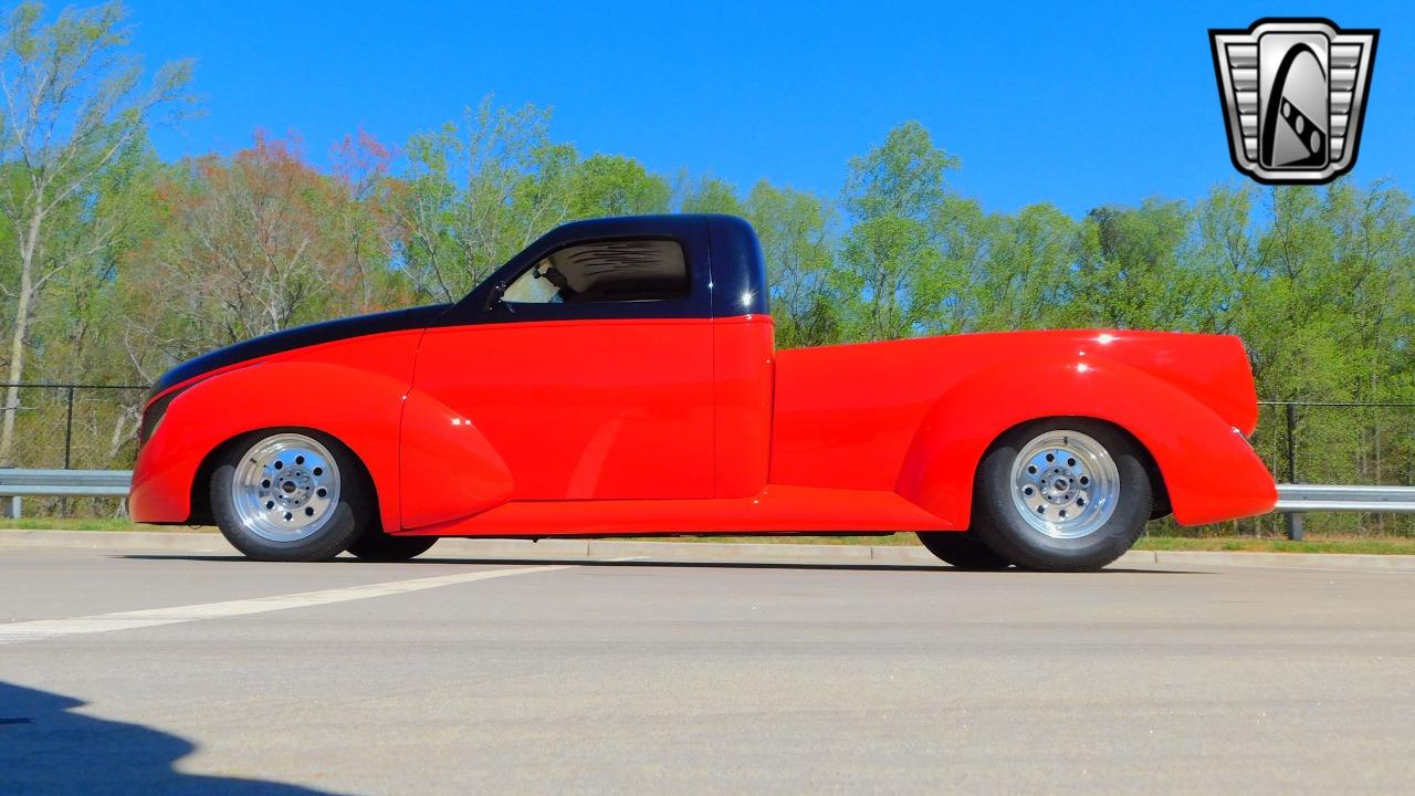 1939 Studebaker Custom