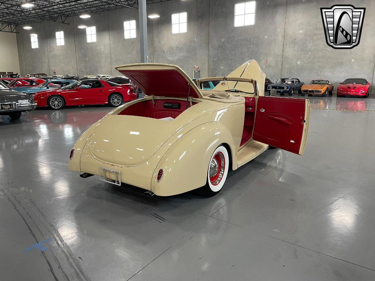 1939 Ford Deluxe