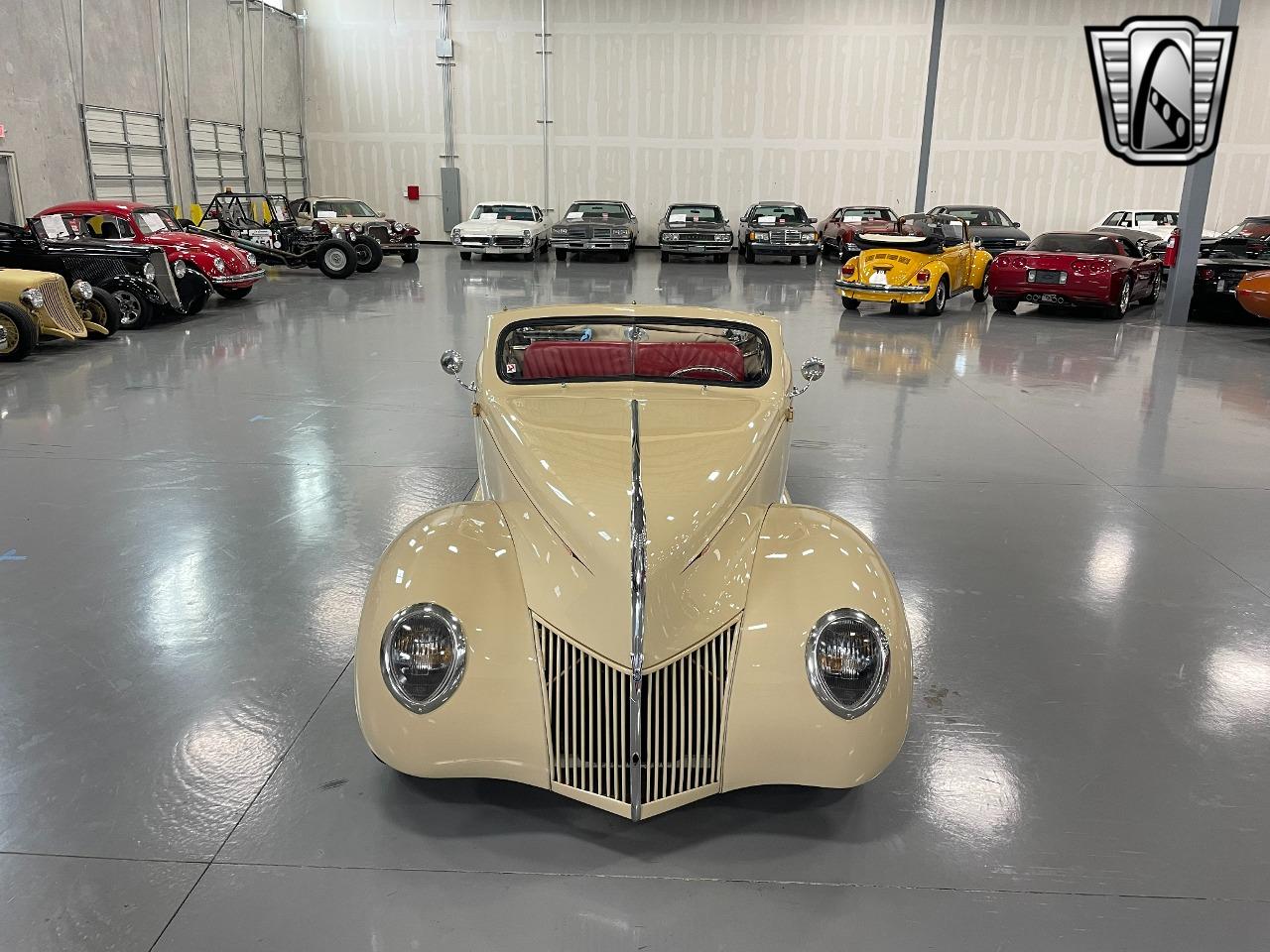 1939 Ford Deluxe