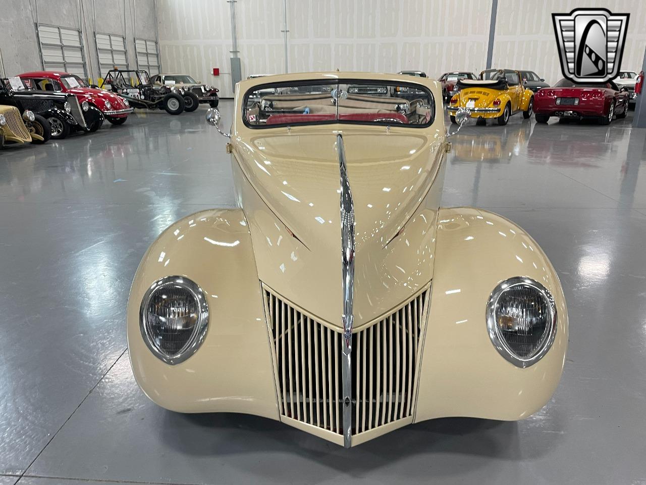 1939 Ford Deluxe