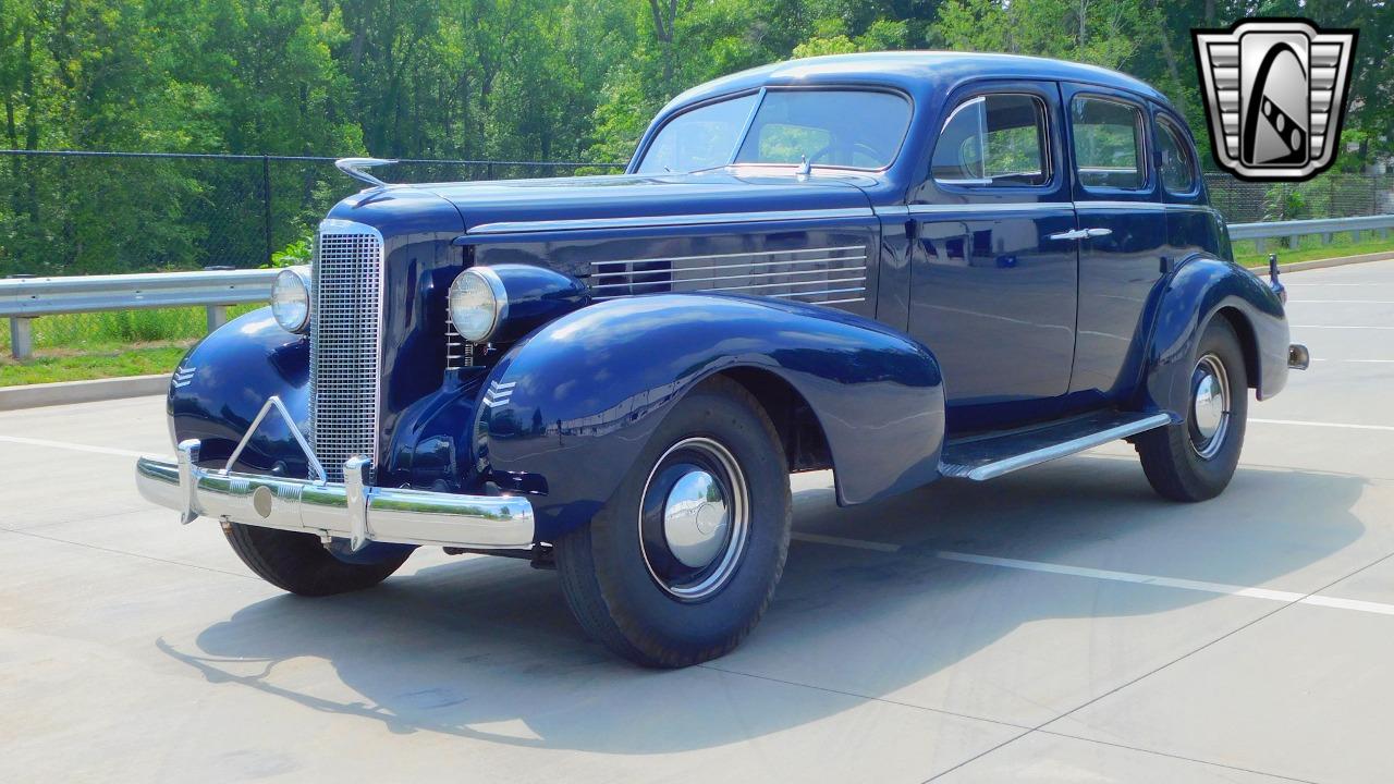 1937 Cadillac Lasalle