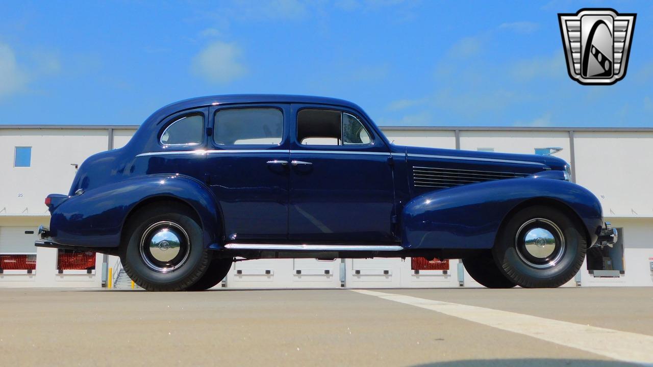 1937 Cadillac Lasalle