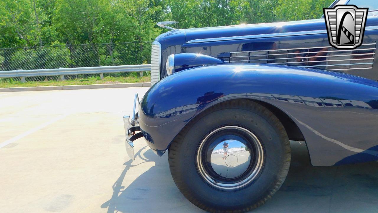 1937 Cadillac Lasalle