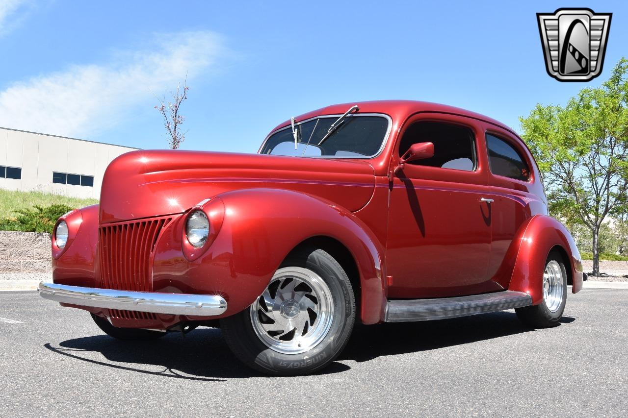 1939 Ford Deluxe