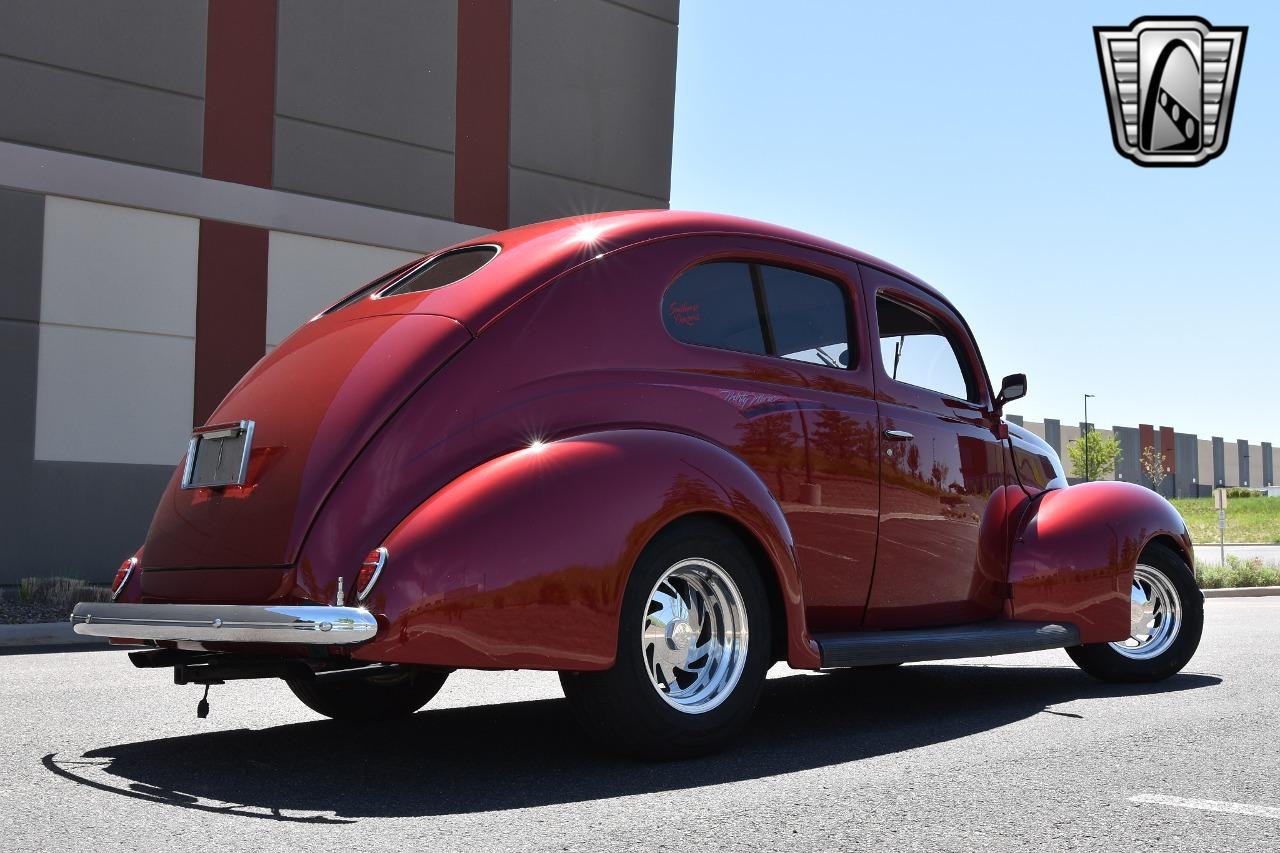 1939 Ford Deluxe