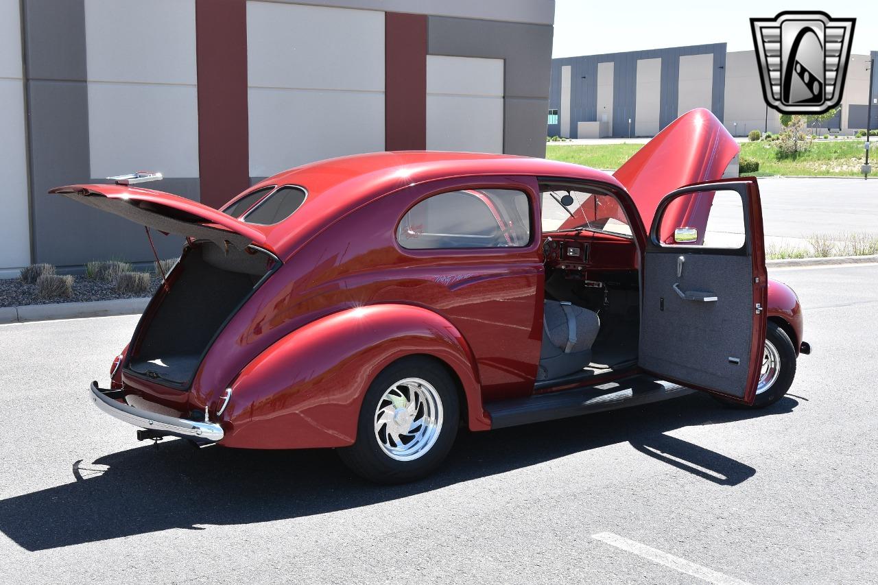 1939 Ford Deluxe