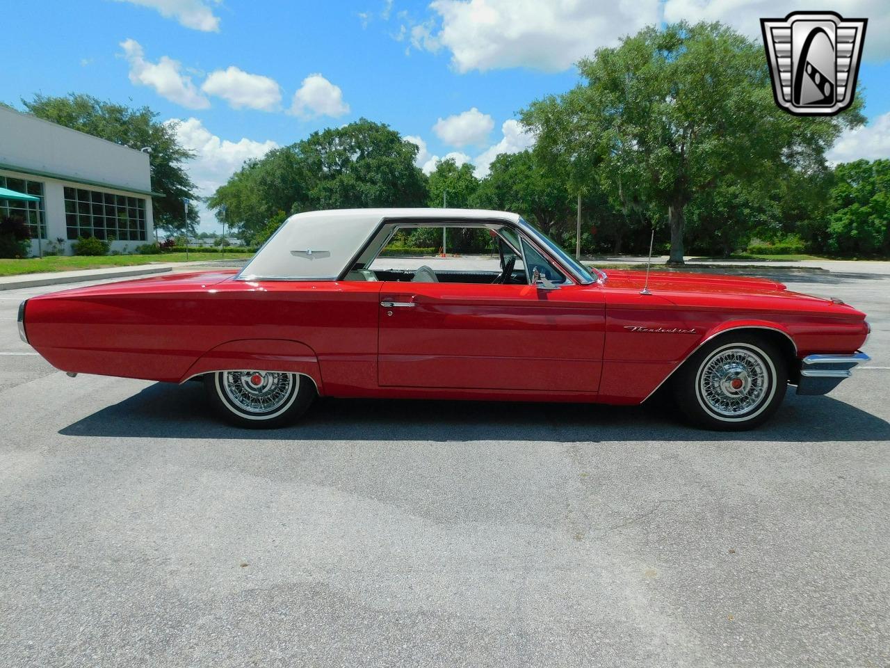 1964 Ford Thunderbird