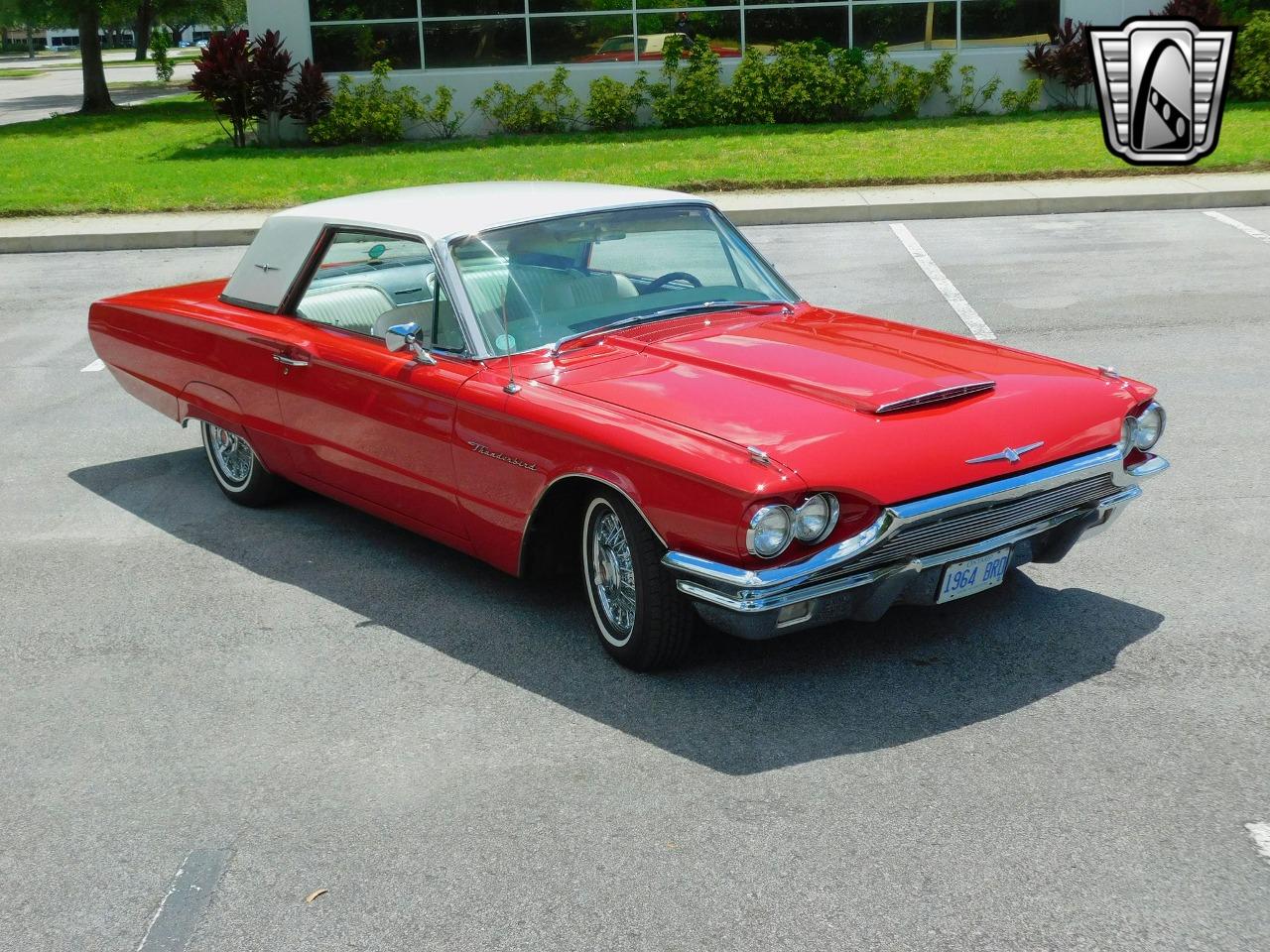 1964 Ford Thunderbird