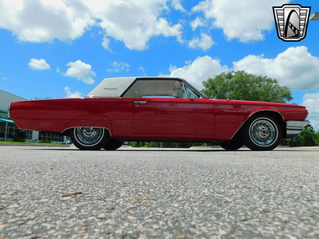 1964 Ford Thunderbird