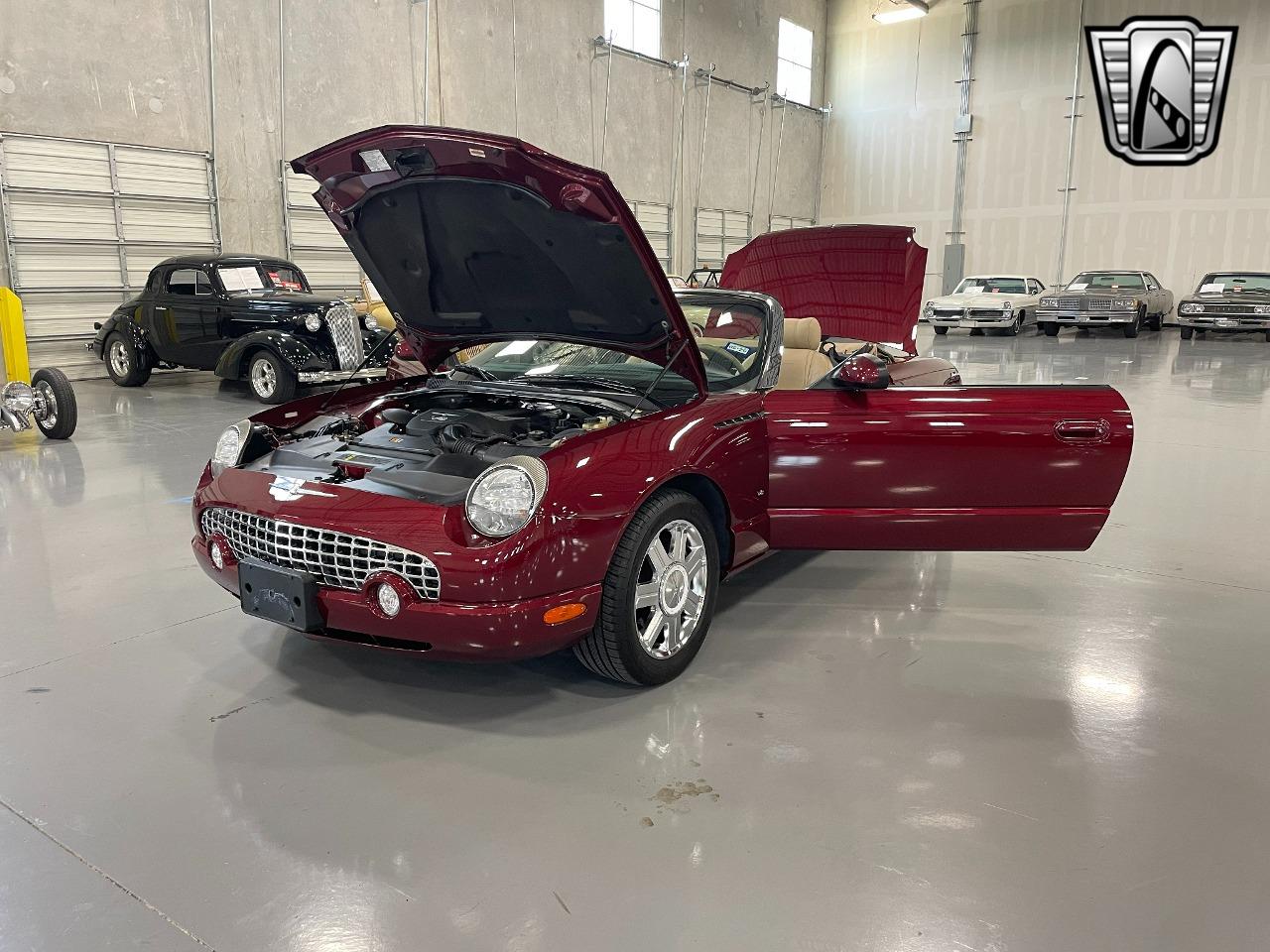 2004 Ford Thunderbird