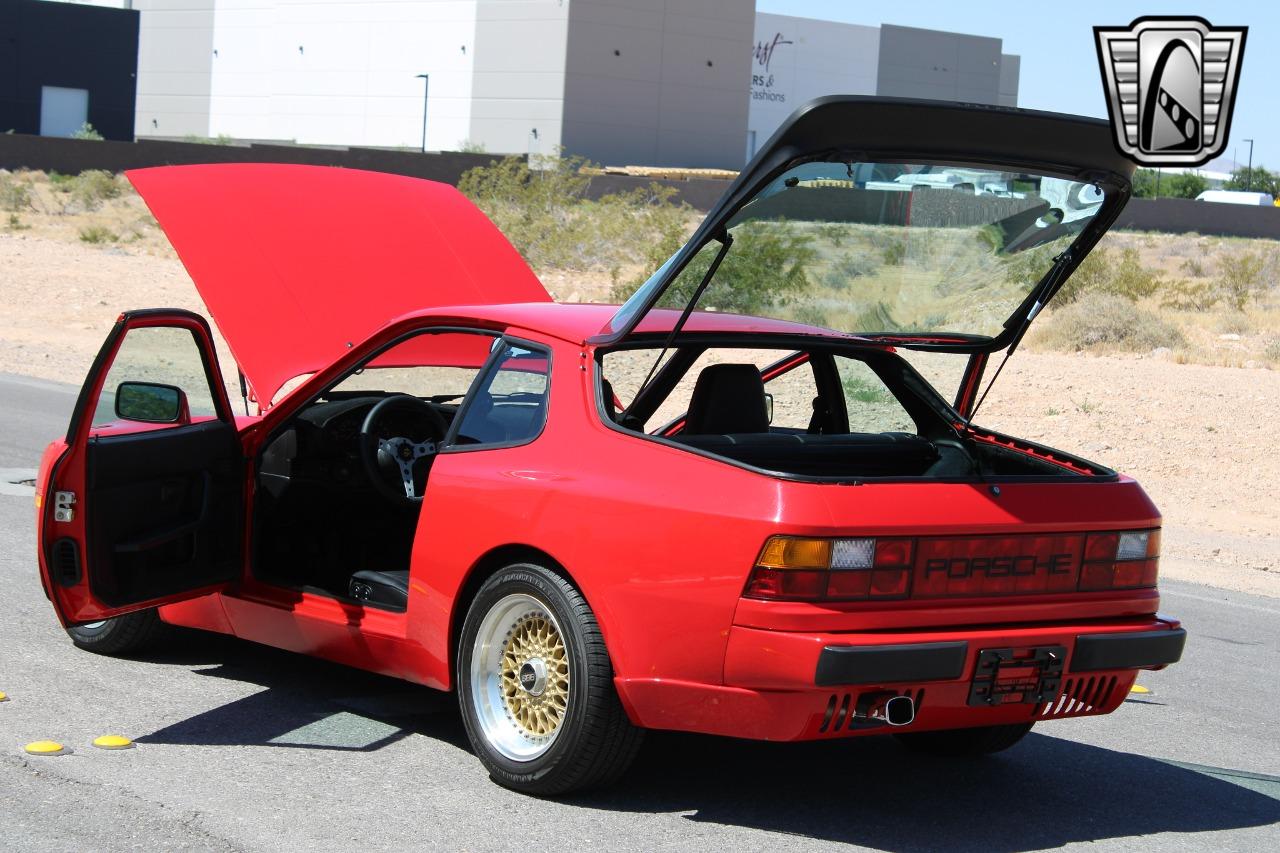 1985 Porsche 944