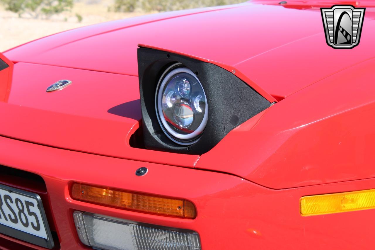 1985 Porsche 944