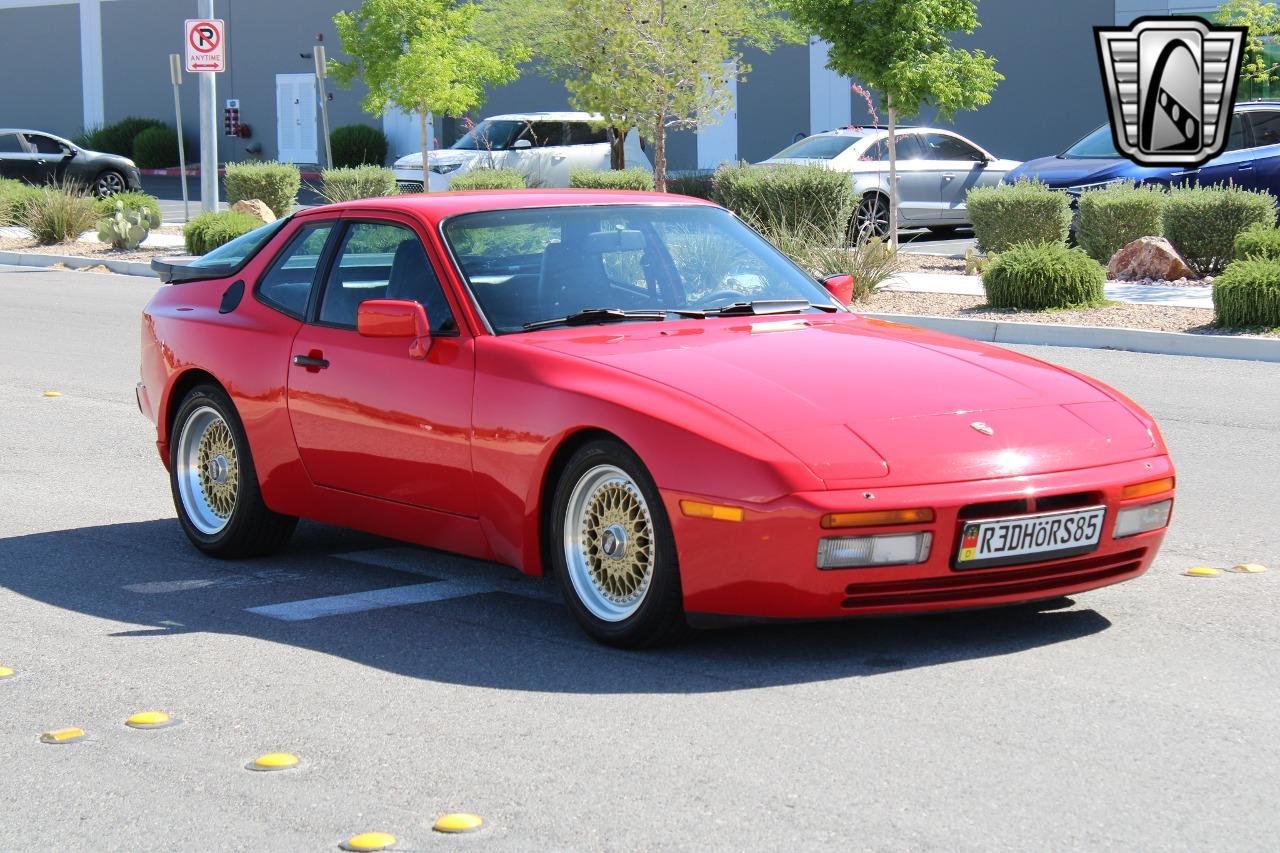 1985 Porsche 944