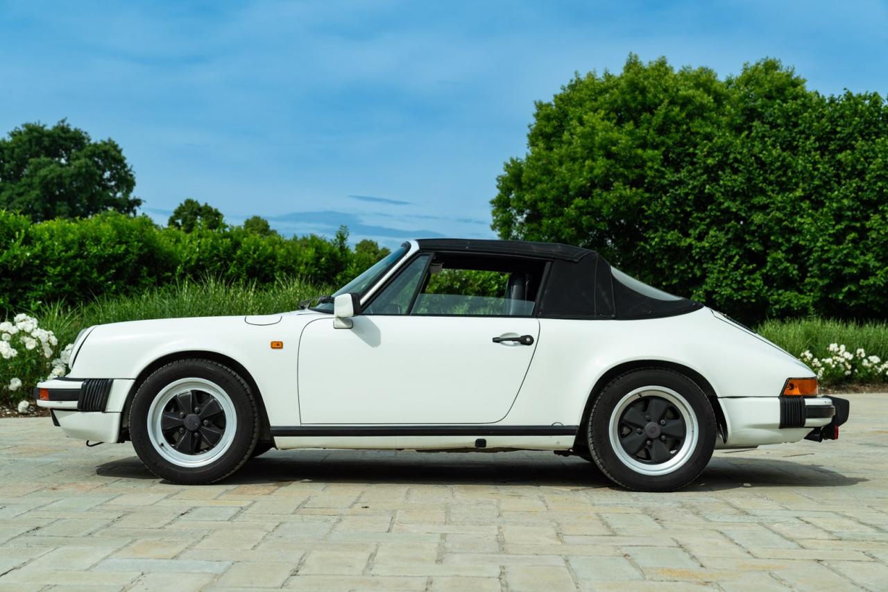 1986 Porsche 911 CARRERA 3.2 CABRIOLET