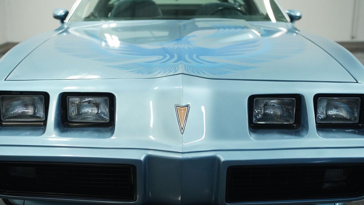 1981 Pontiac Firebird Trans Am LS3 Restomod