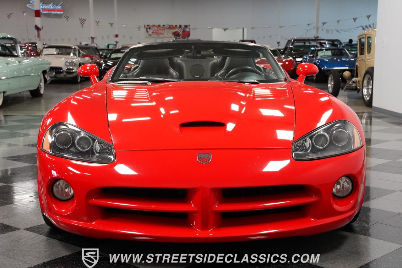 2005 Dodge Viper SRT-10