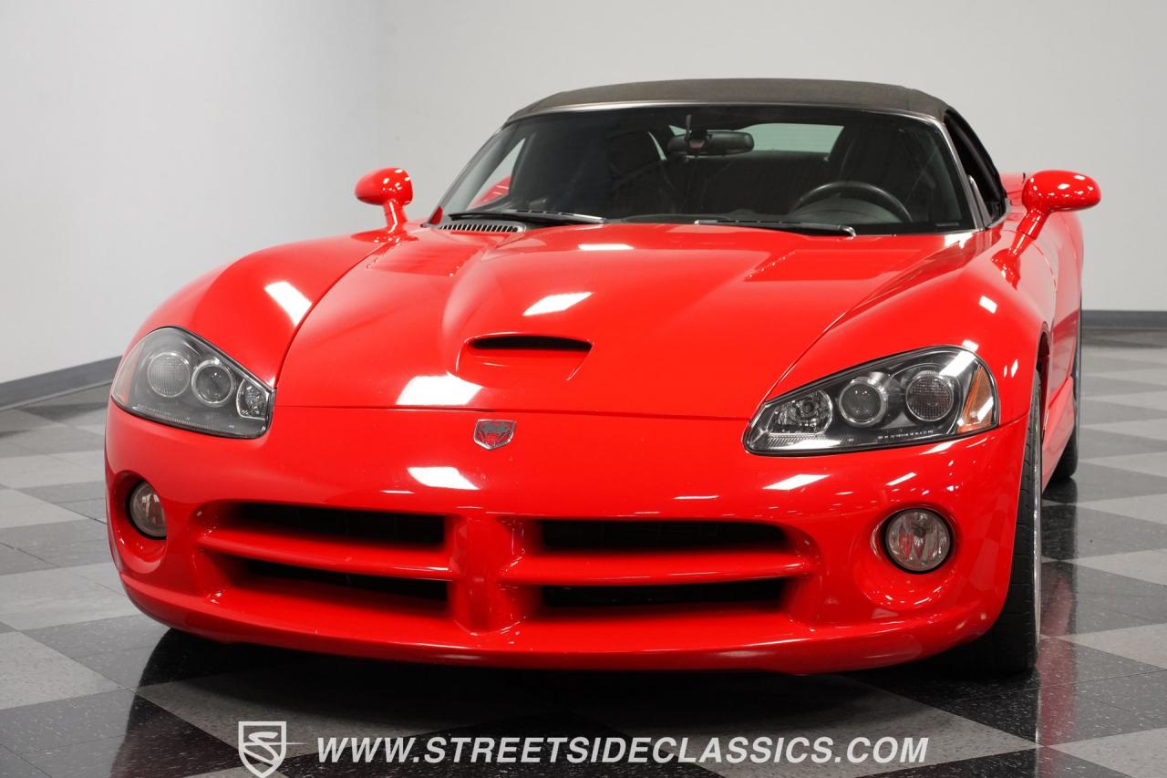 2005 Dodge Viper SRT-10