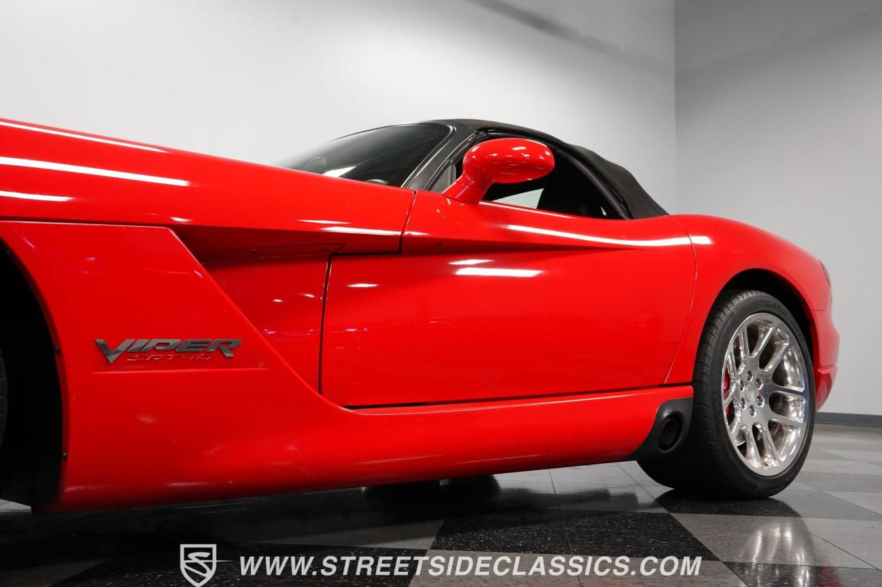 2005 Dodge Viper SRT-10