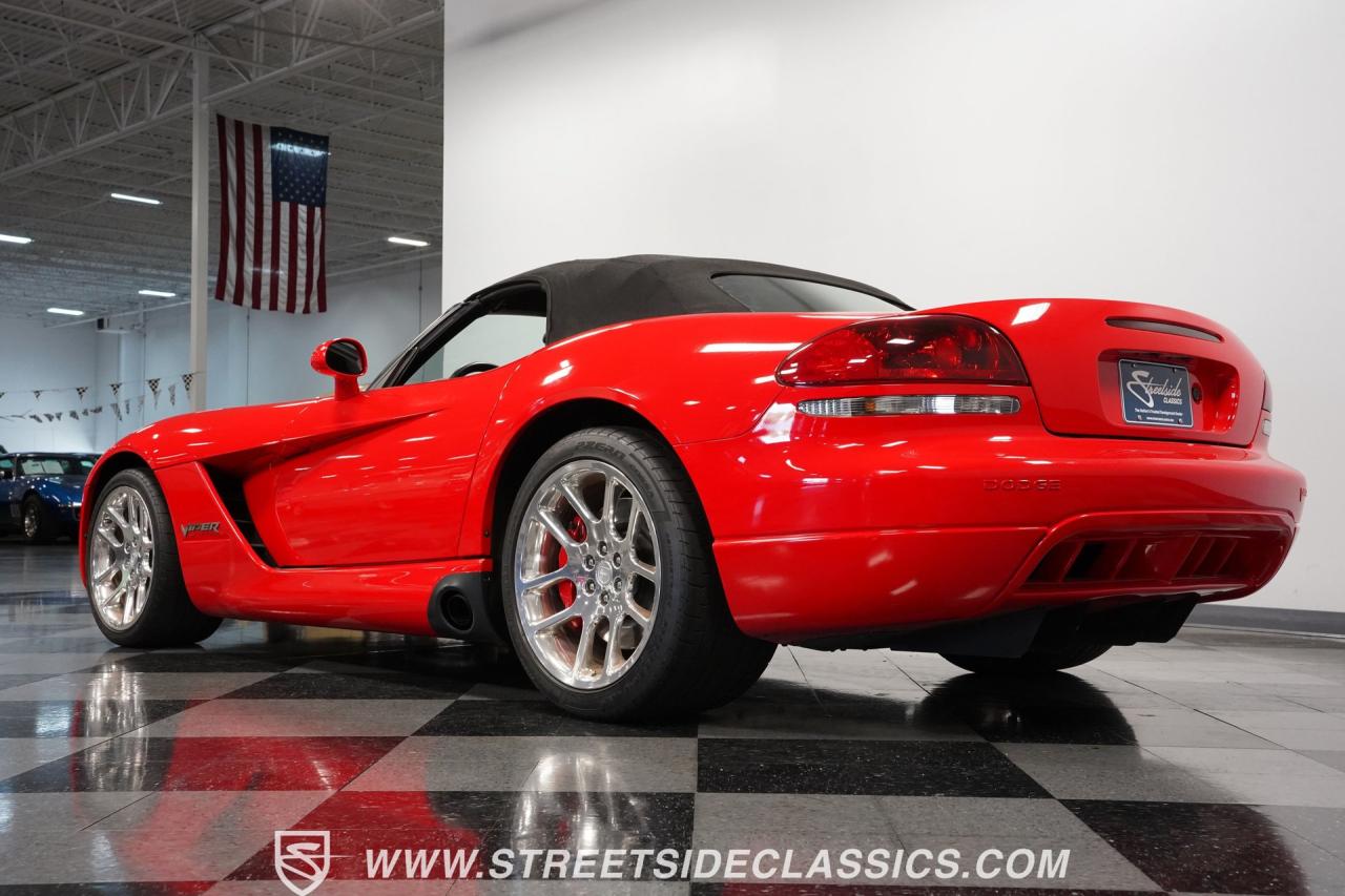 2005 Dodge Viper SRT-10