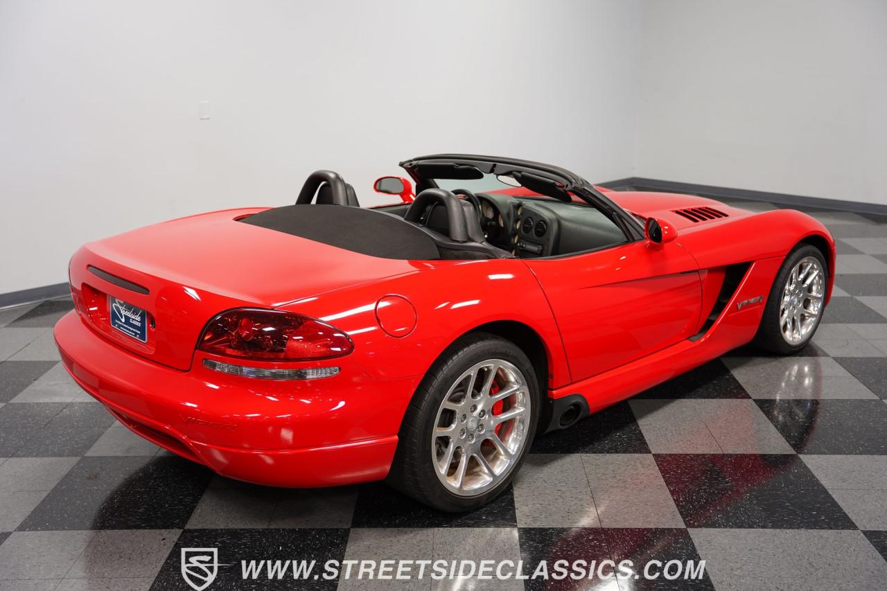 2005 Dodge Viper SRT-10