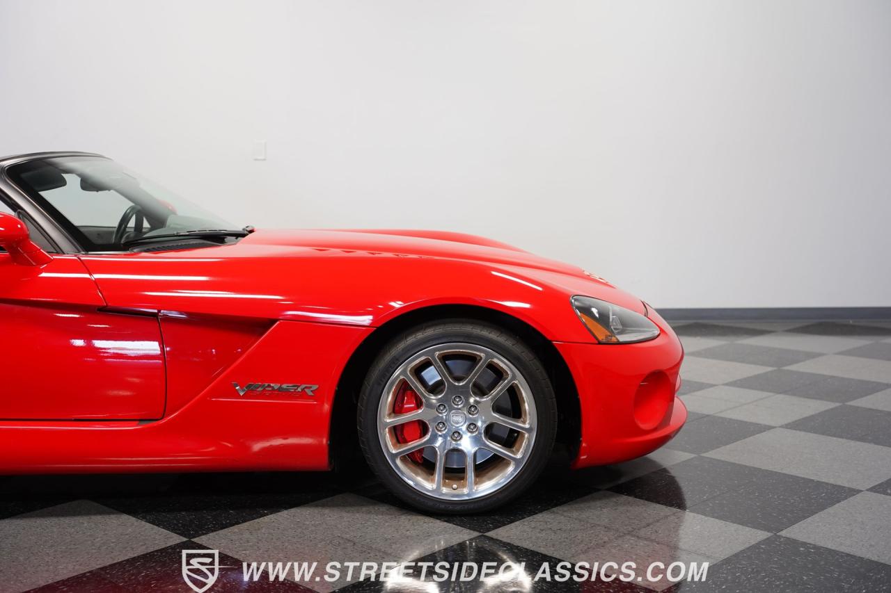 2005 Dodge Viper SRT-10