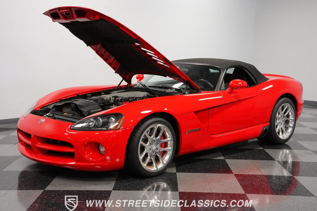 2005 Dodge Viper SRT-10