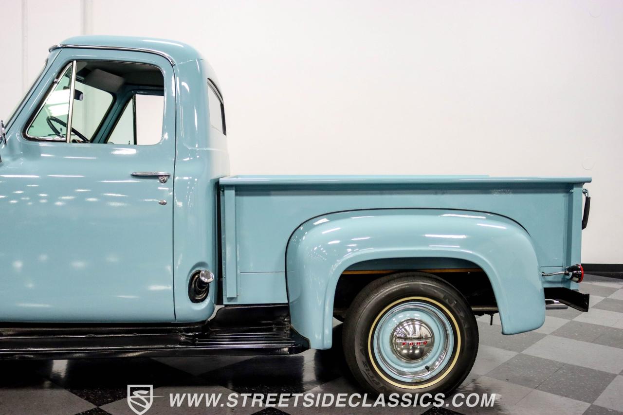 1953 Ford F-100