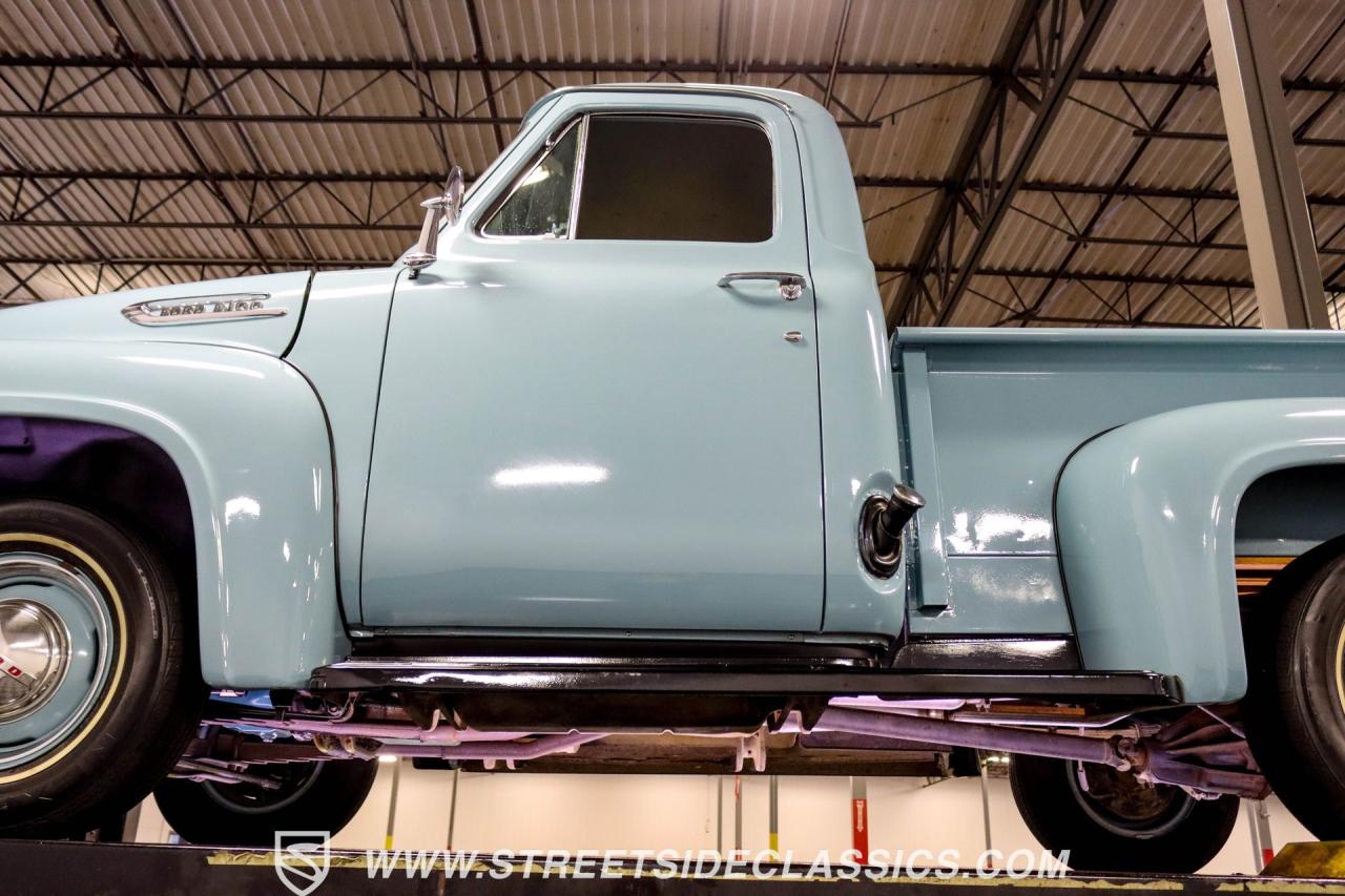 1953 Ford F-100