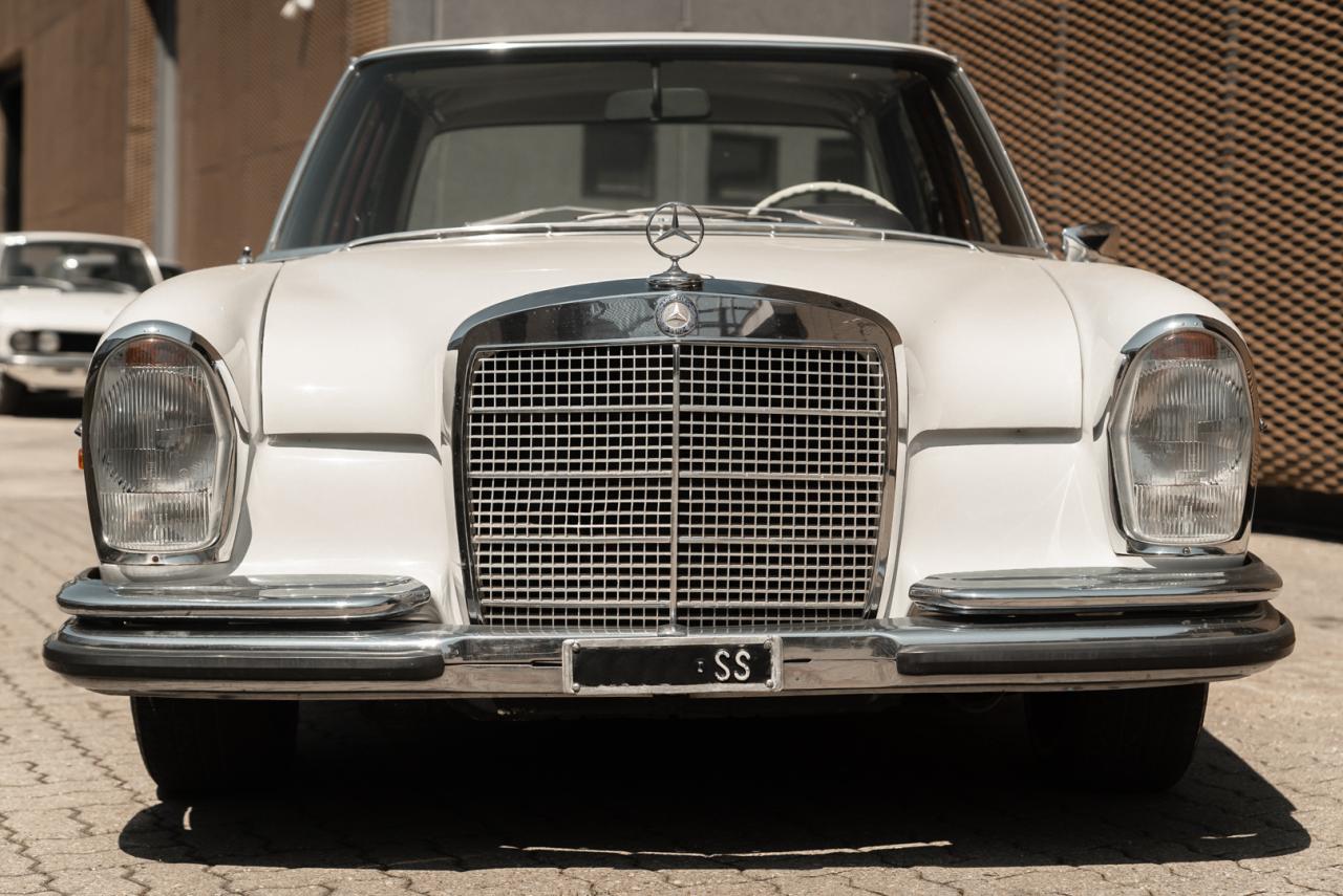 1971 Mercedes - Benz 300 SEL 3.5