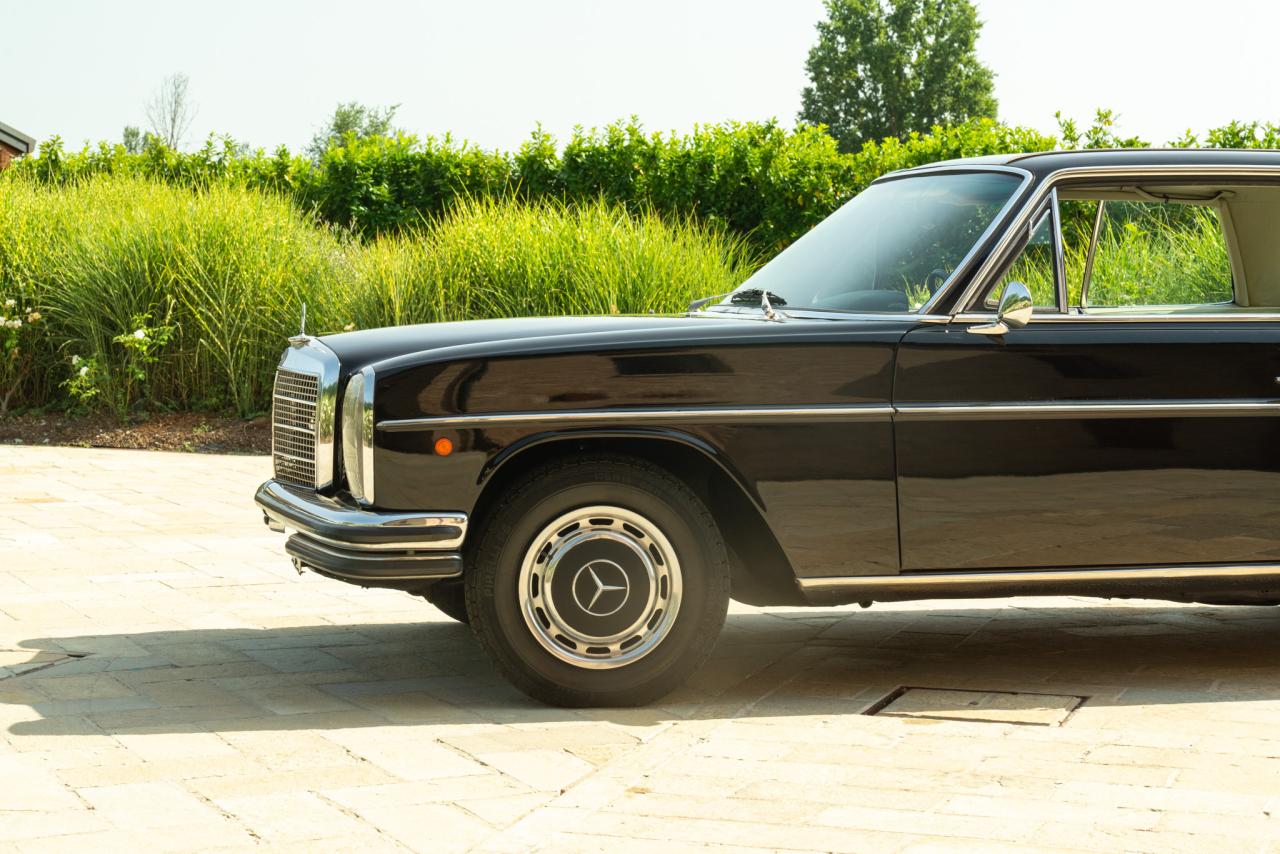 1970 Mercedes - Benz 250 CE