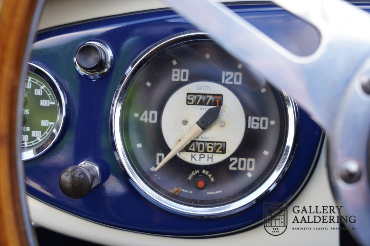 1954 Austin - Healey 100 Roadster 100M Specification