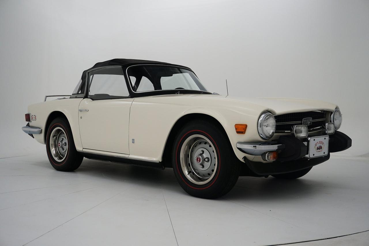 1976 Triumph TR6 w/ Overdrive